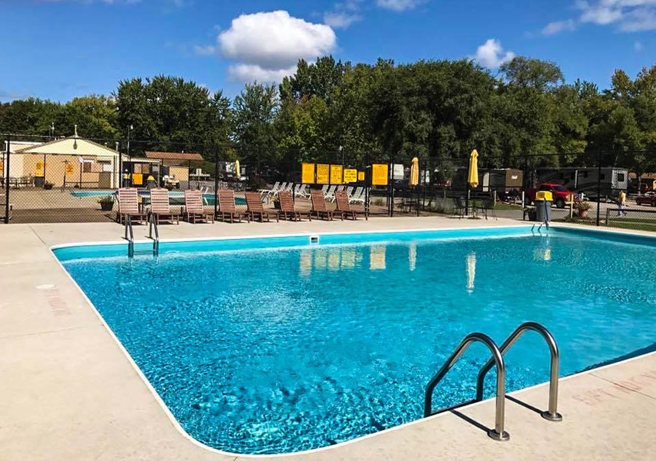 Готель Sandusky Koa Holiday Campground Екстер'єр фото