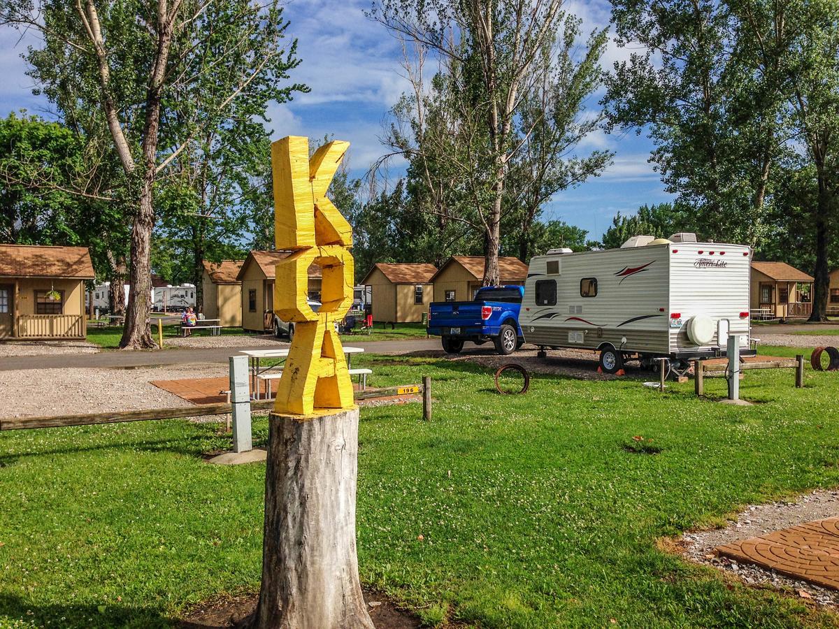 Готель Sandusky Koa Holiday Campground Екстер'єр фото